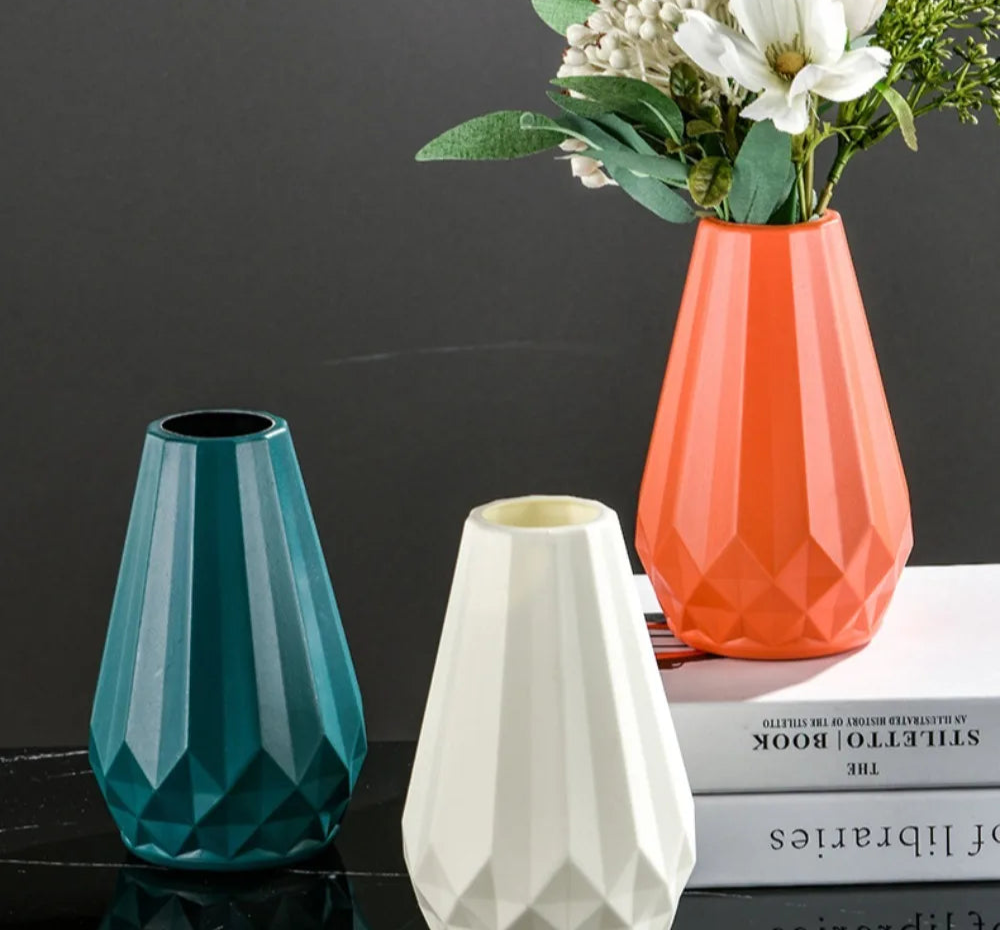 Vaso Decorativo Formato Diamante-0163-OutletMup-OutletMup